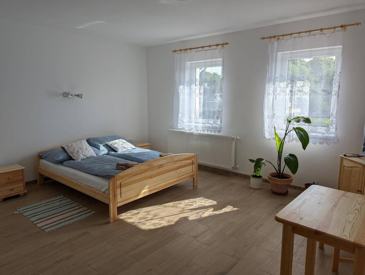 Fazekas Vendeghaz Hotel Balatonkeresztúr Екстериор снимка
